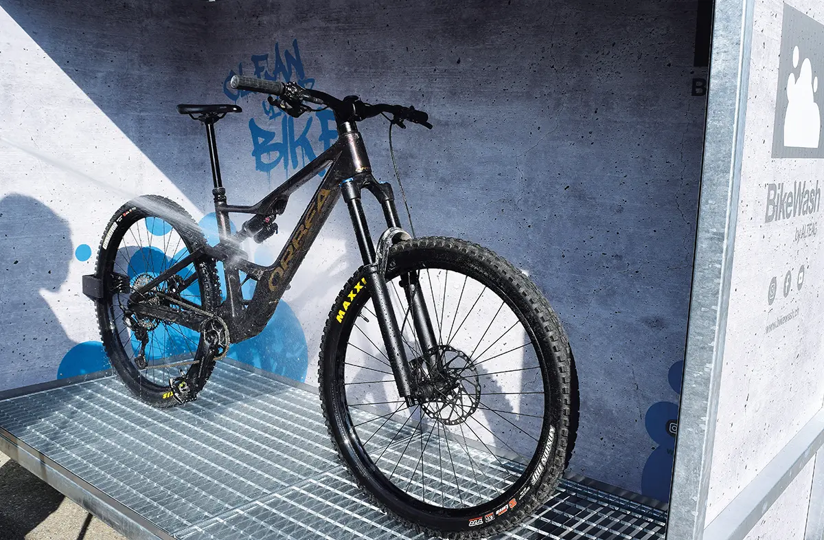Alteag Metallbausysteme AG BikeWash Beton 2026 104